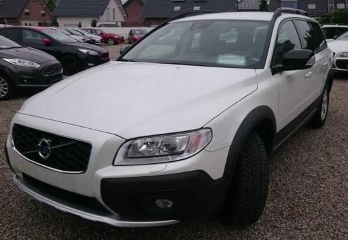 Left hand drive VOLVO XC 70 D4 AWD Black Edition Navi Xenon